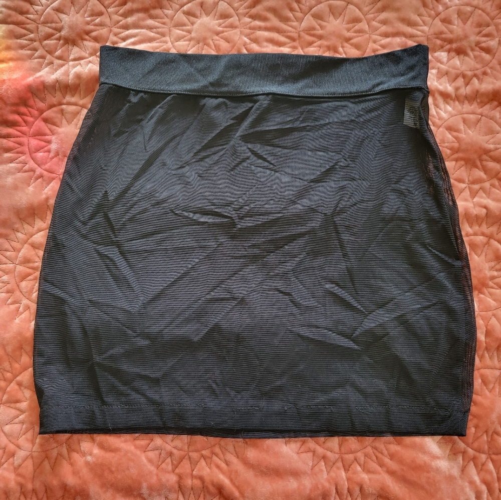 Mesh skirt